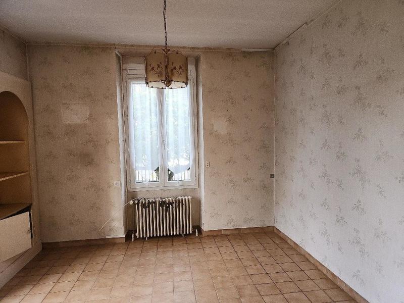 Maison - 300 m² - 5 pièces