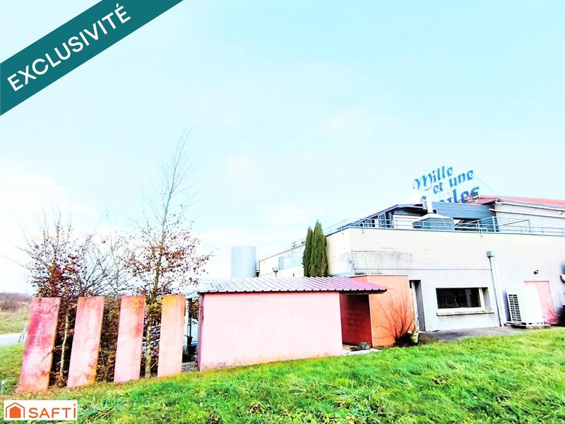 Local commercial - 1 417 m² - 33 pièces