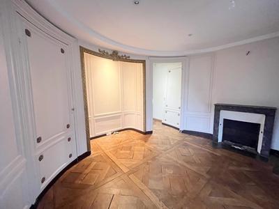 Appartement - 95 m² - 5 pièces