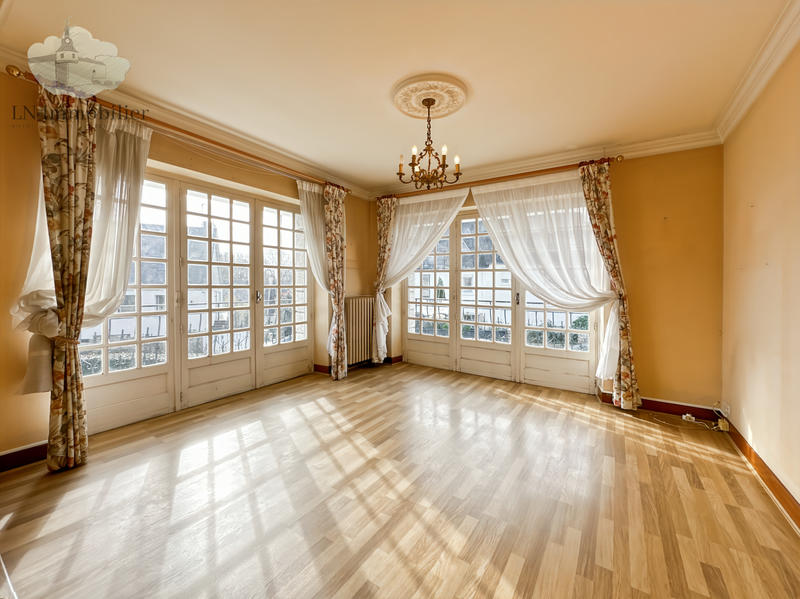 Maison - 131 m² - 6 pièces