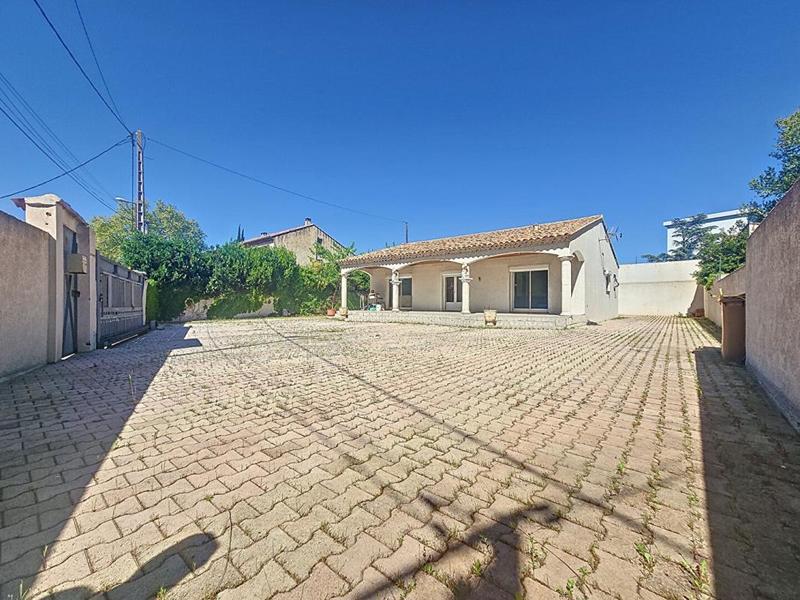 Villa - 120 m² - 4 pièces