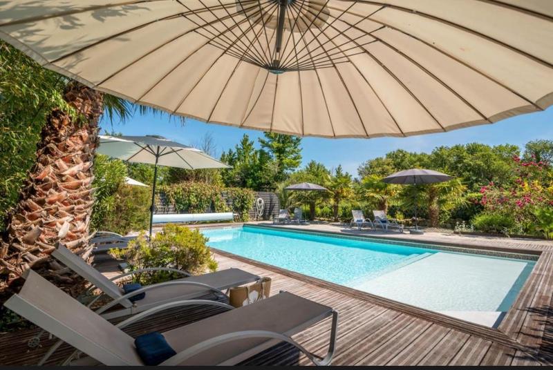 Fonds de commerce - 820 m²