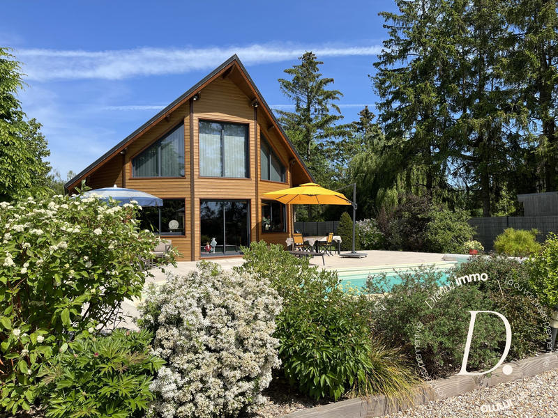 Villa - 191 m² - 8 pièces