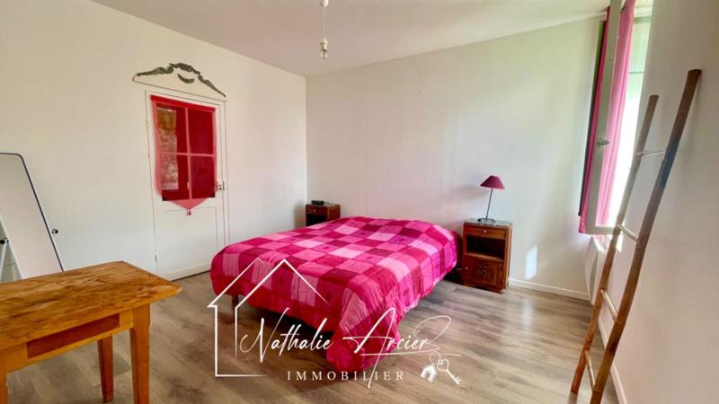 Maison - 254 m² - 8 pièces