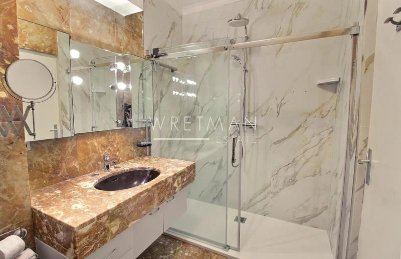 Appartement - 70 m² - 2 pièces