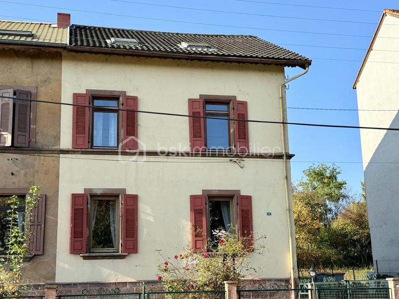 Maison - 186 m² - 9 pièces