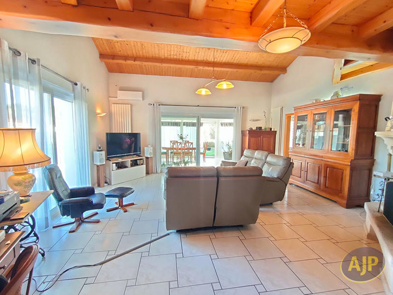 Maison - 162 m² - 4 pièces