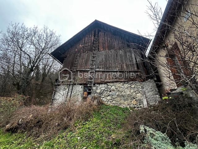 Maison - 120 m² - 1 pièce