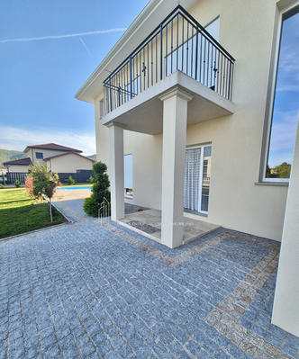 Villa - 146 m² - 5 pièces