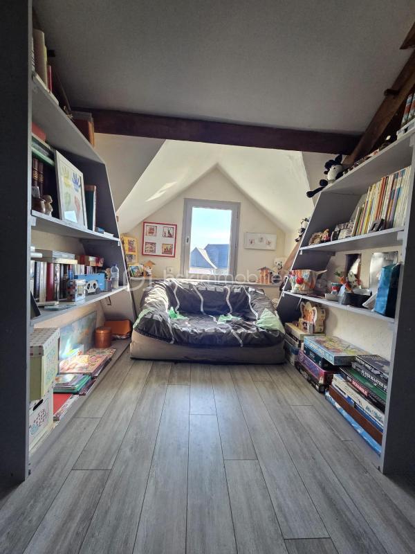 Maison traditionnelle - 170 m² - 6 pièces