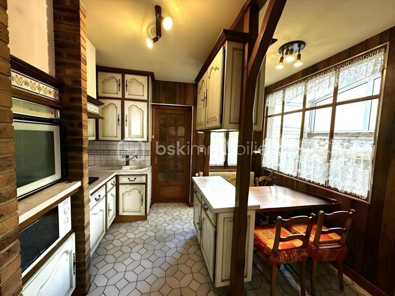 Maison - 89 m² - 6 pièces