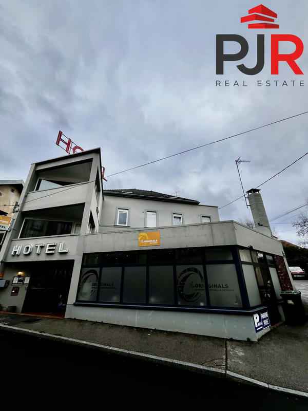 Local commercial - 574 m²