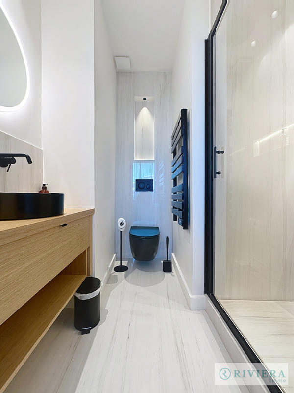 Appartement - 100 m² - 4 pièces