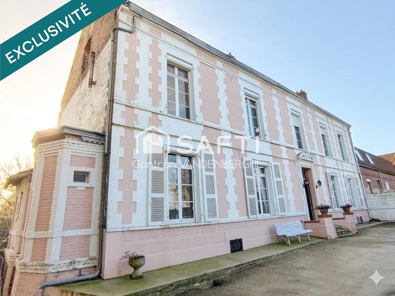 Maison - 263 m² - 10 pièces