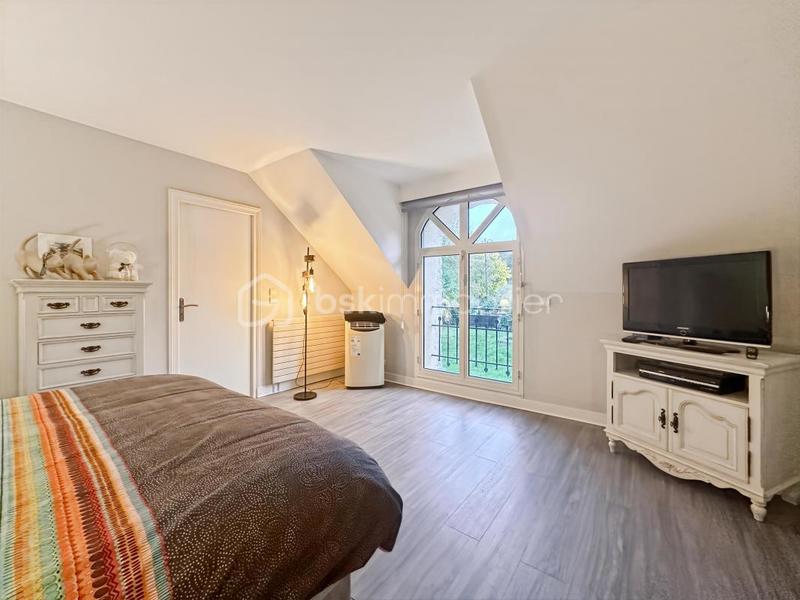 Demeure - 264 m² - 8 pièces