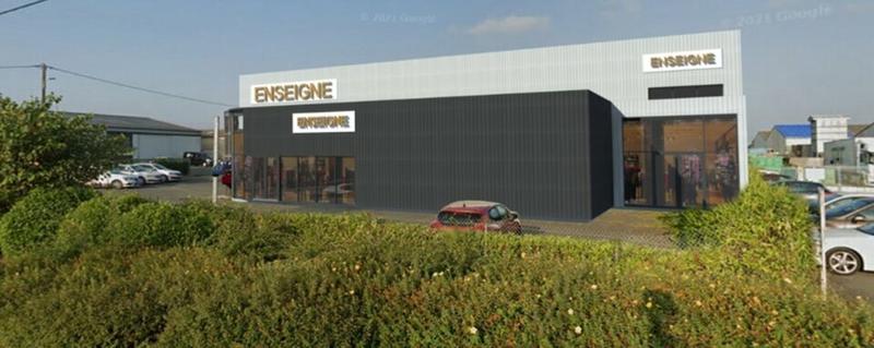 Local commercial - 251 m²