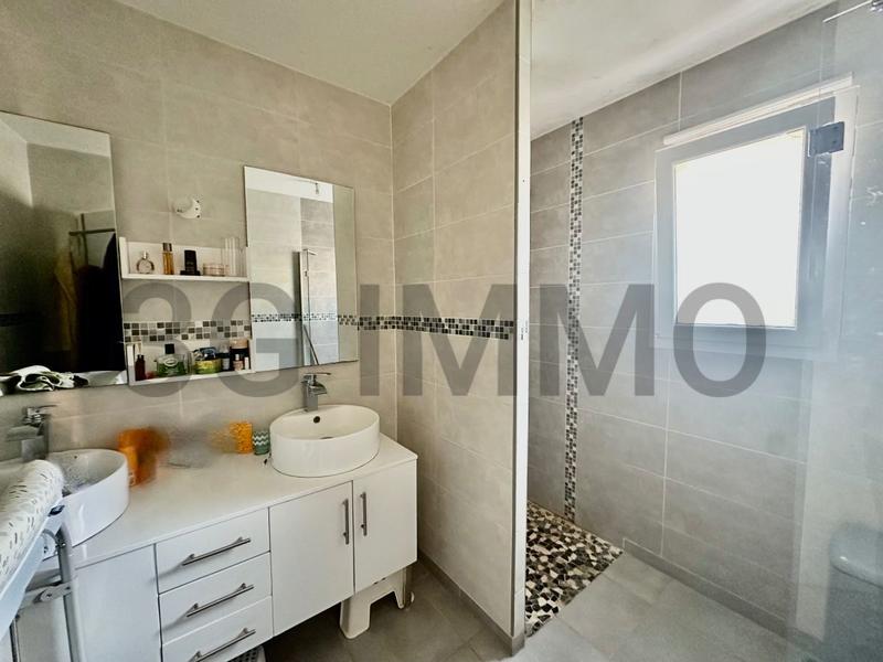 Maison - 103 m² - 5 pièces