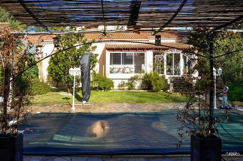 Maison - 219 m² - 10 pièces