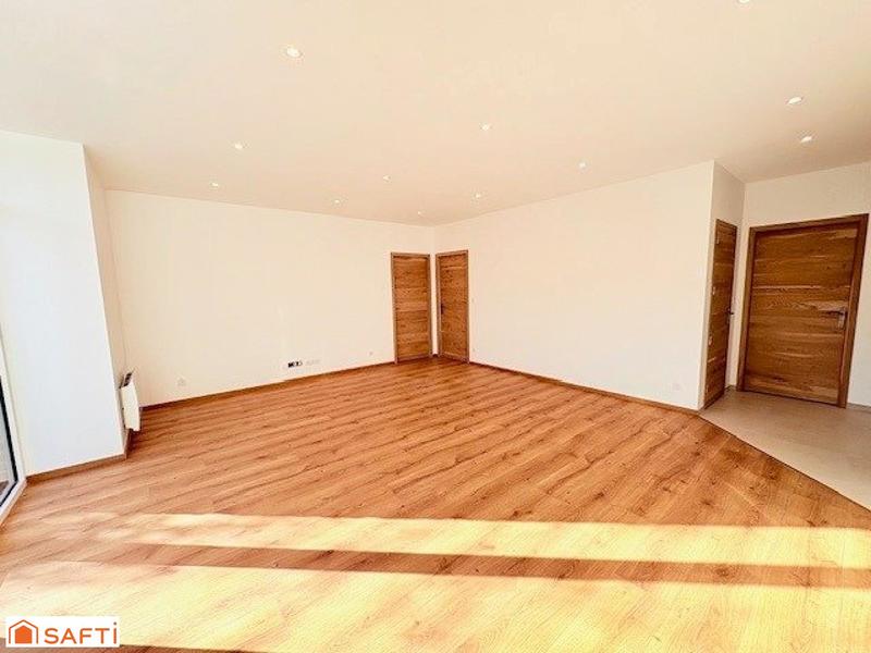 Maison - 102 m² - 5 pièces