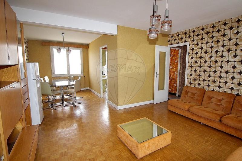 Maison - 155 m² - 10 pièces