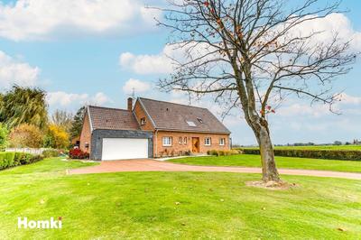 Maison - 210 m² - 8 pièces