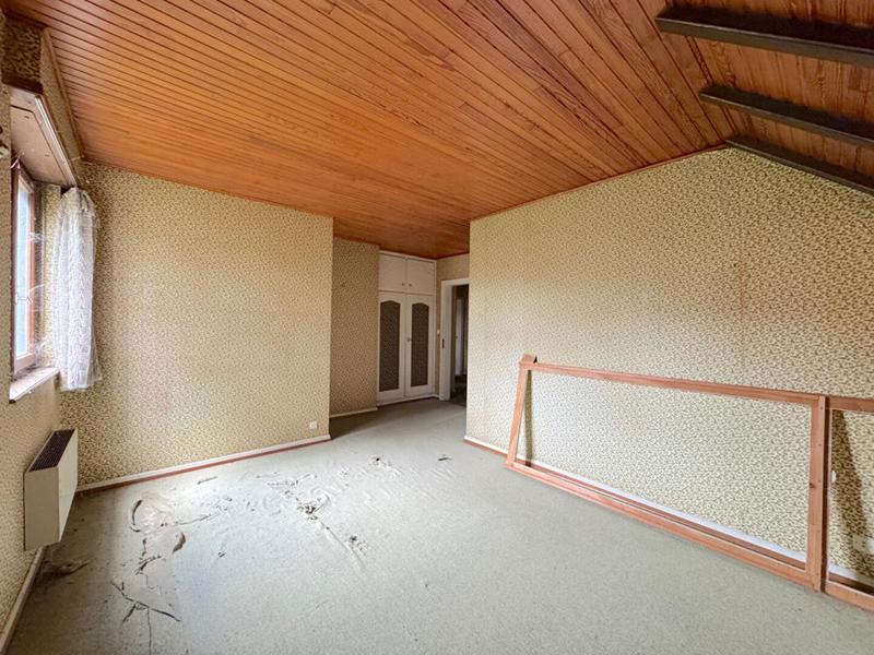 Maison - 250 m² - 9 pièces