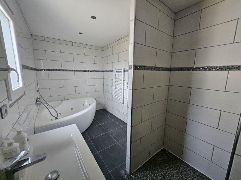 Maison - 165 m² - 7 pièces