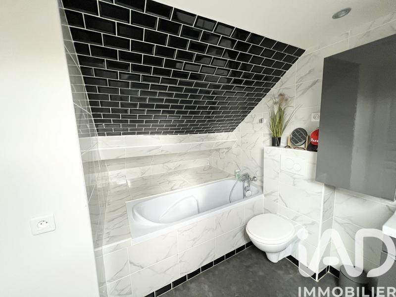 Maison - 130 m² - 5 pièces