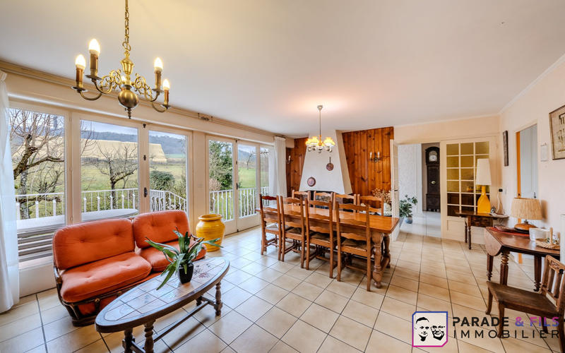 Maison - 145 m² - 7 pièces