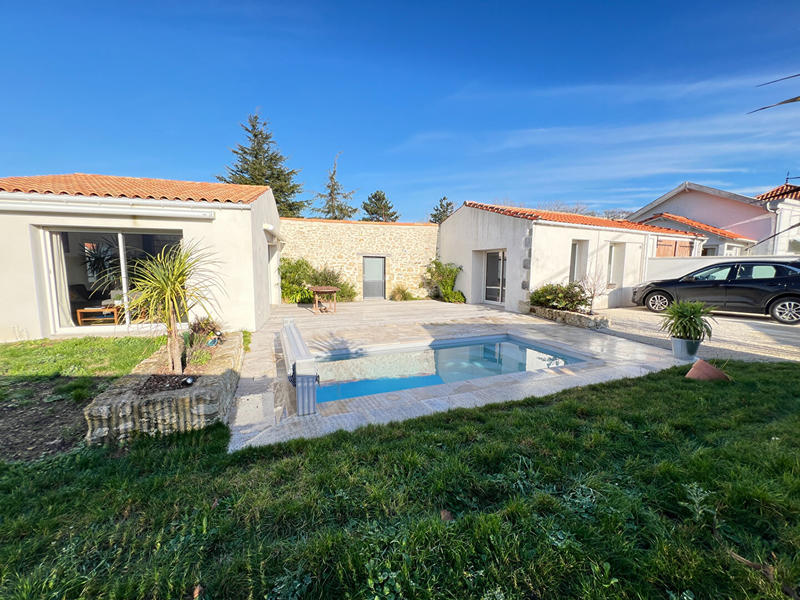 Maison - 101 m² - 4 pièces