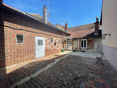 Maison - 93 m² - 3 pièces