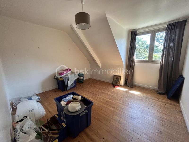 Maison - 130 m² - 8 pièces