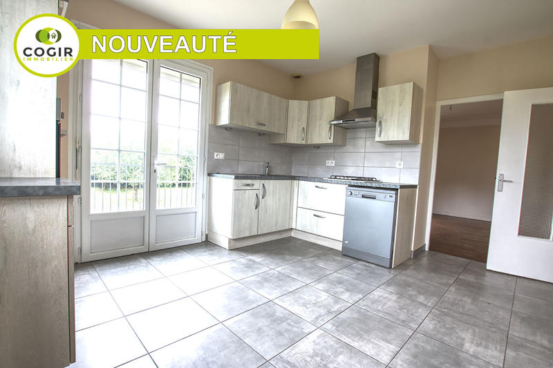 Maison - 93 m² - 5 pièces