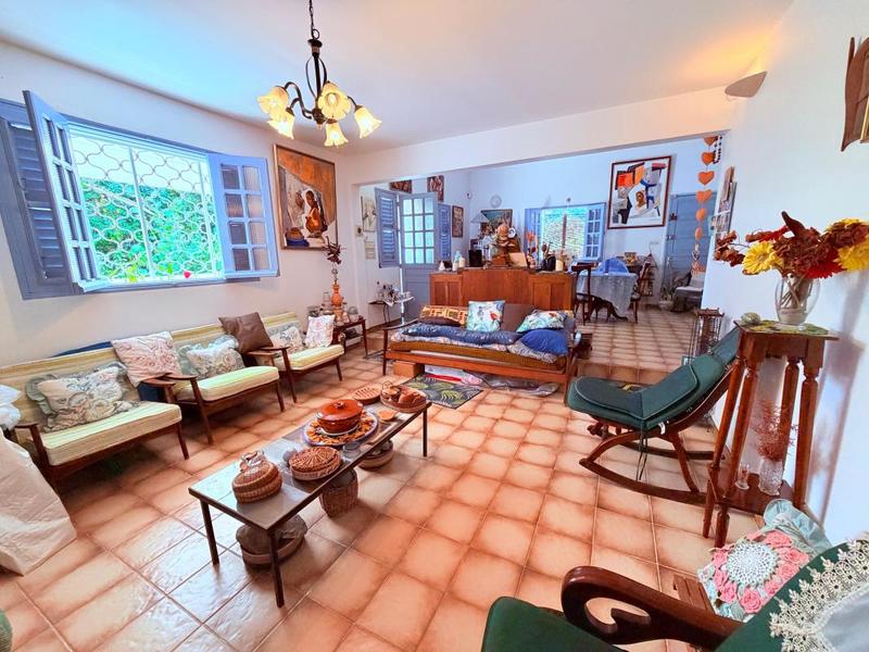 Villa - 208 m² - 6 pièces