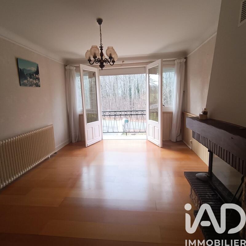 Maison - 93 m² - 6 pièces