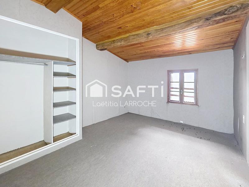 Maison - 225 m² - 10 pièces