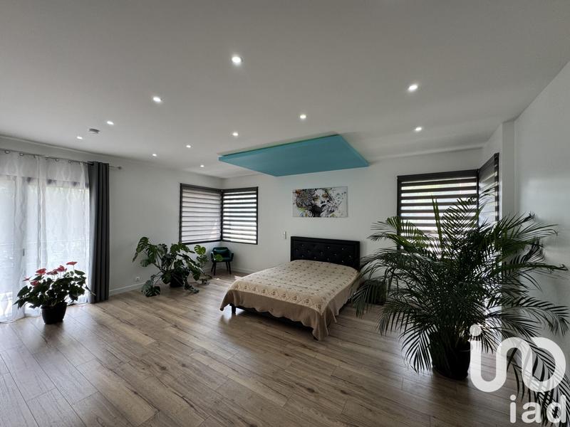 Maison de maîtres - 320 m² - 8 pièces