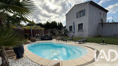 Maison - 90 m² - 4 pièces