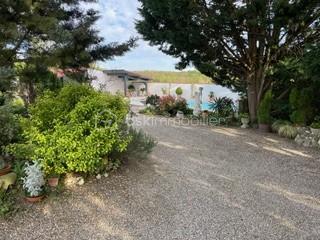 Maison traditionnelle - 138 m² - 6 pièces