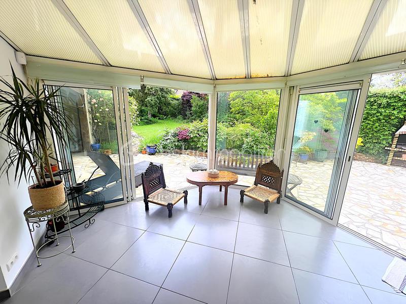 Demeure - 250 m² - 7 pièces