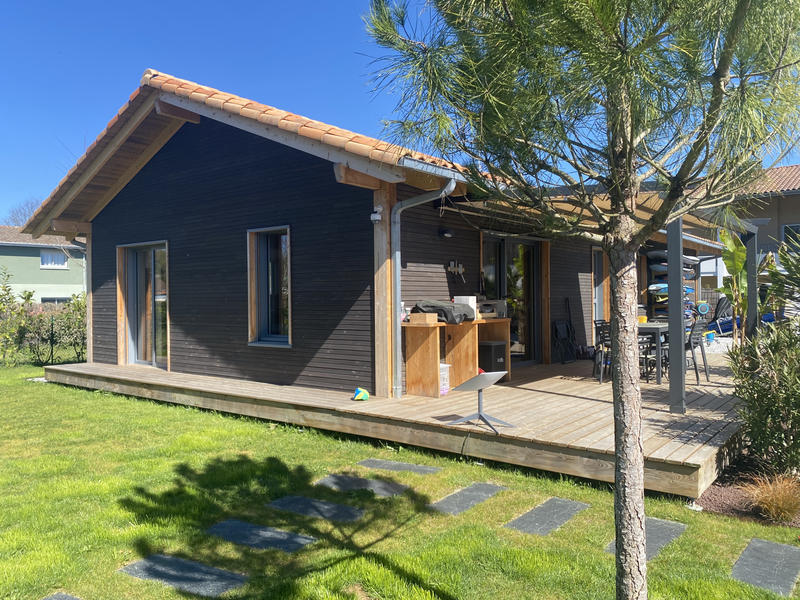 Maison - 95 m² - 4 pièces