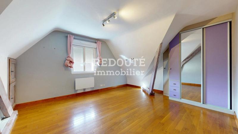 Maison - 203 m² - 7 pièces