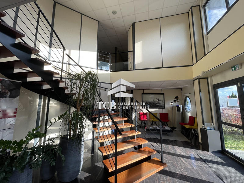 Bureau - 520 m²