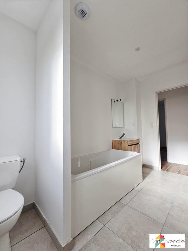 Maison - 86 m² - 4 pièces