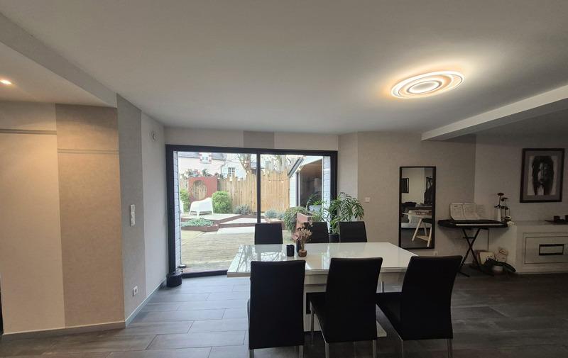 Maison - 176 m² - 6 pièces