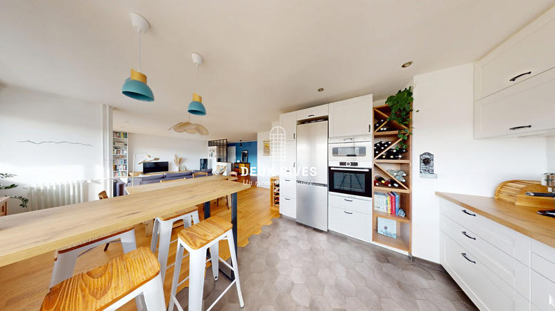 Appartement - 105 m² - 4 pièces