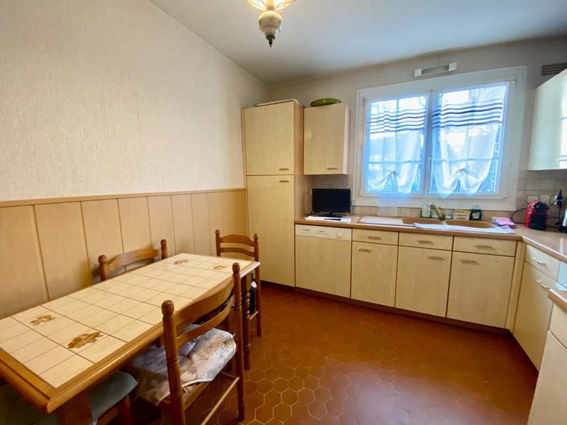 Maison - 90 m² - 5 pièces