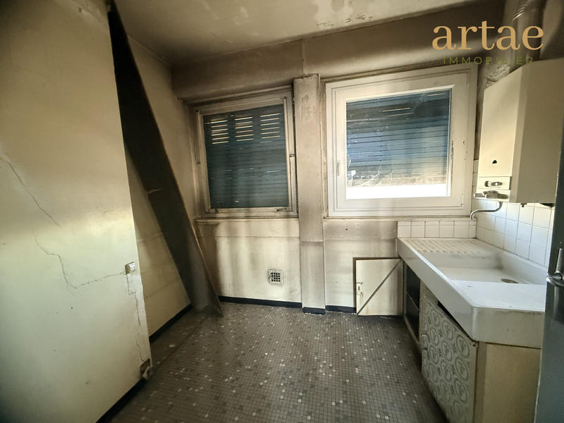 Appartement - 83 m² - 5 pièces