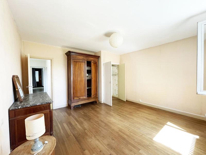 Maison - 95 m² - 5 pièces