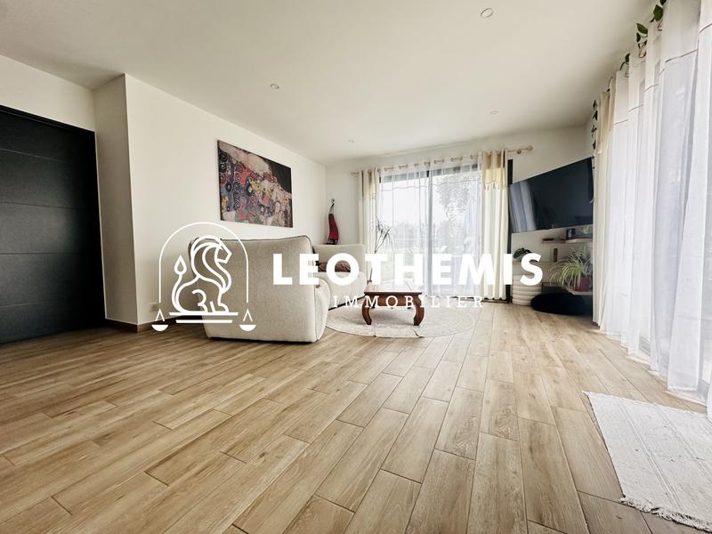 Maison - 93 m² - 4 pièces